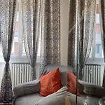 Nebula Nook Luxury * Modena