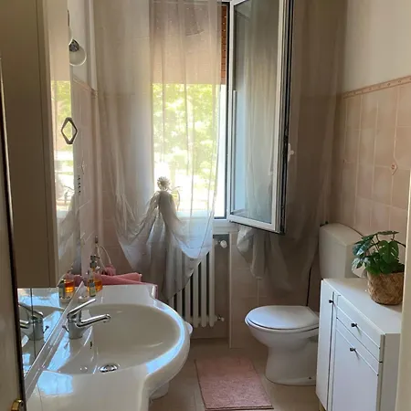 Nebula Nook Luxury Modène